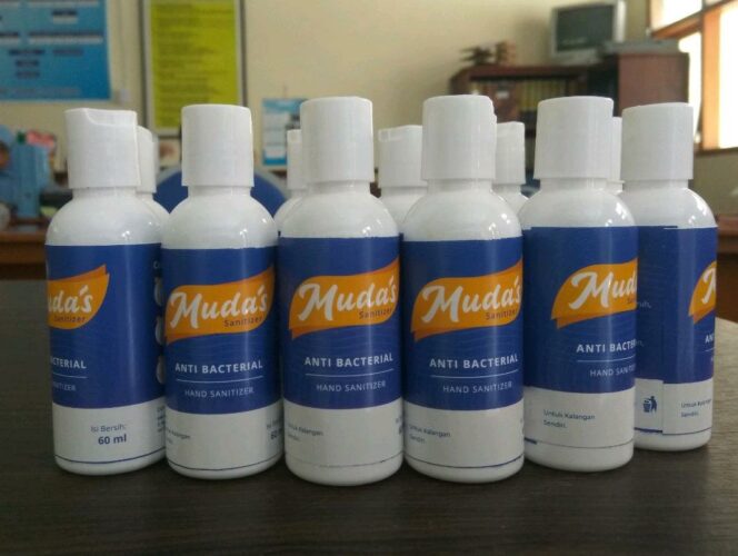 
 Hand Sanitizer Bikinan SMKM 2 Gresik Kini Hanya Dijual Online