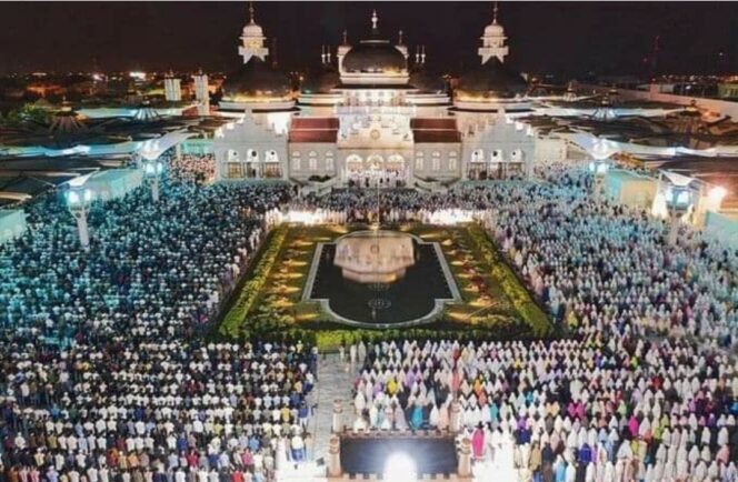 
 Ribuan Jamaah Padati Masjid Baiturrahman Banda Aceh