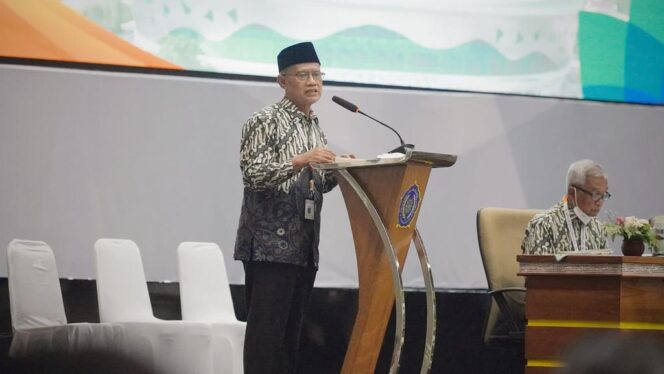 
 Ketua Umum PP Muhammadiyah: 3 Pertanyaan Introspeksi bagi Gerakan Persyarikatan