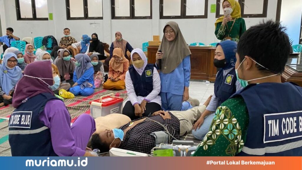 RS-PKU-Aisyiyah-Berikan-Latihan-BHD-Pada-Karyawan.jpeg