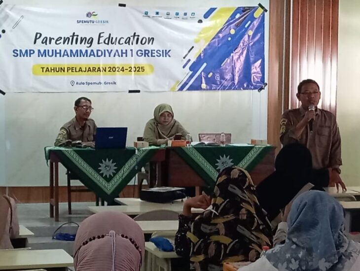Parenting Education SMP Muhammadiyah 1 Gresik