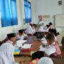 Siswa kelas 2 SD AlIslam Cerme serius mengikuti penyisihan KSNR ke 7