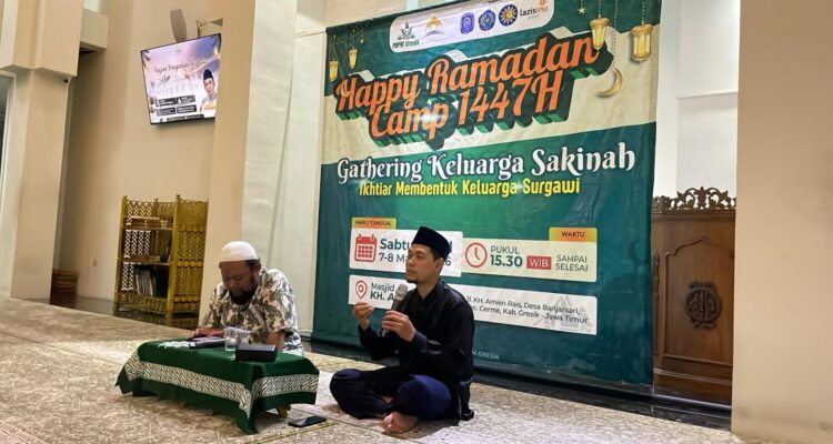 Ramadan Camp 1447 H PDPM Gresik menghadirkan materi gentle parenting tanpa burnout bersama Ustadz Dikky Shadqomullah untuk para orang tua.