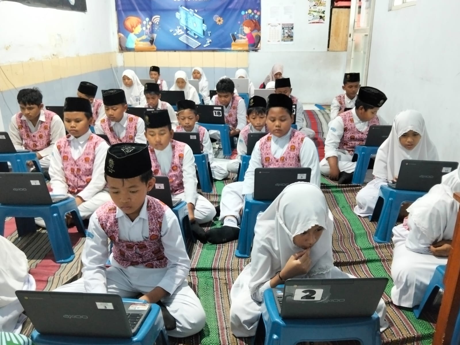 Siswa SD Al Islam kelas 6 sesi 2 melaksanakan TKA ISMUBA hari terakhir