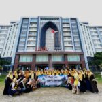 Peserta Napak Tilas pada Puncak Peringatan Milad 'Aisyiyah ke-109 di PCA Bungah, Gresik saat tiba di hamalan Kampus Universitas Ahmad Dahlan Yogyakarta, Sabtu, 27/6/2026. (Alkafiah/GIRIMU.COM)