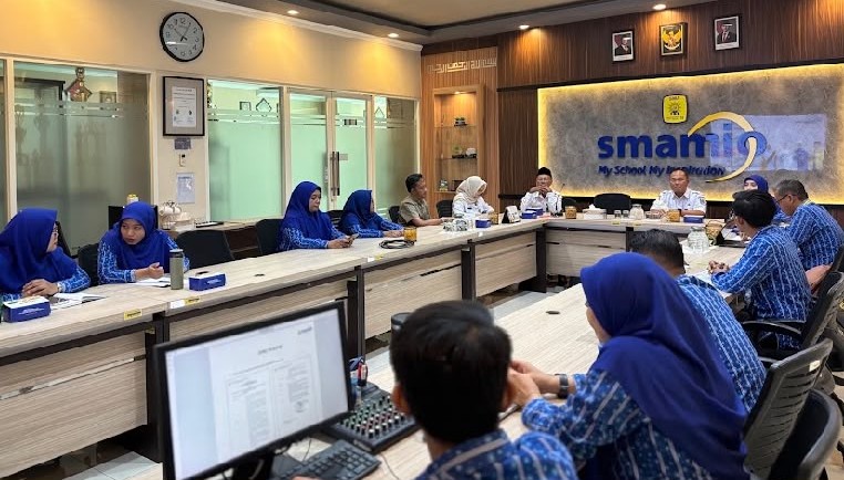 Smamio rapat